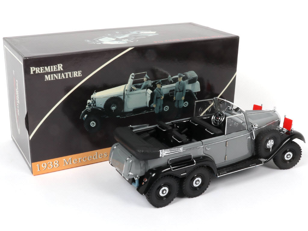 Lot 119 - SIGNATURE MODELS (CHINE) (2)