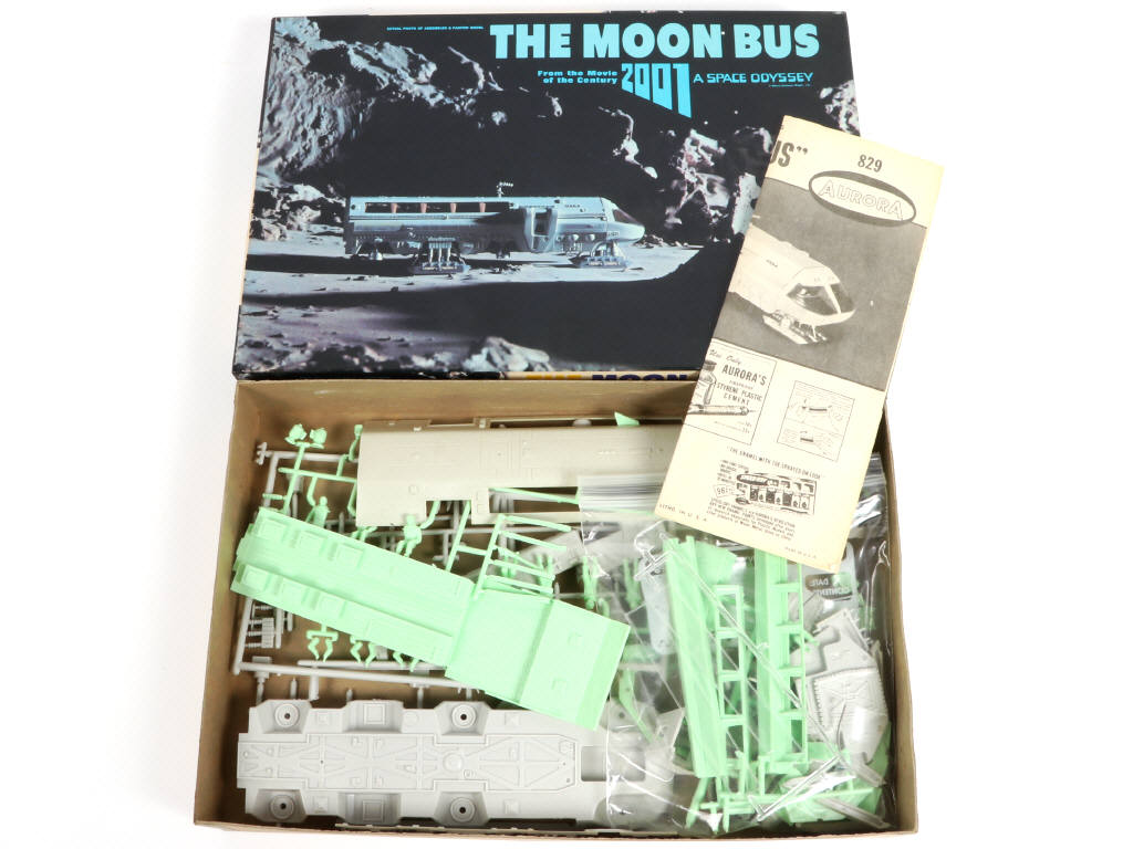 Lot 26 - AURORA PLASTICS (USA) (1)