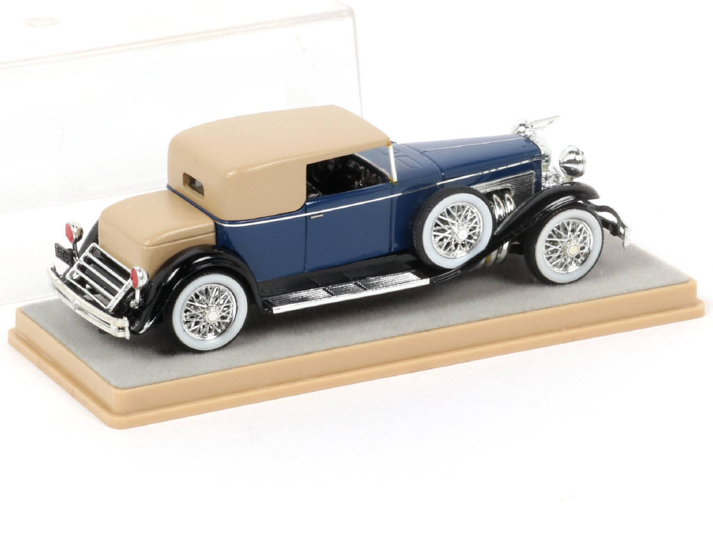 Lot 240 - ELEGANCE (FRANCE) (1)