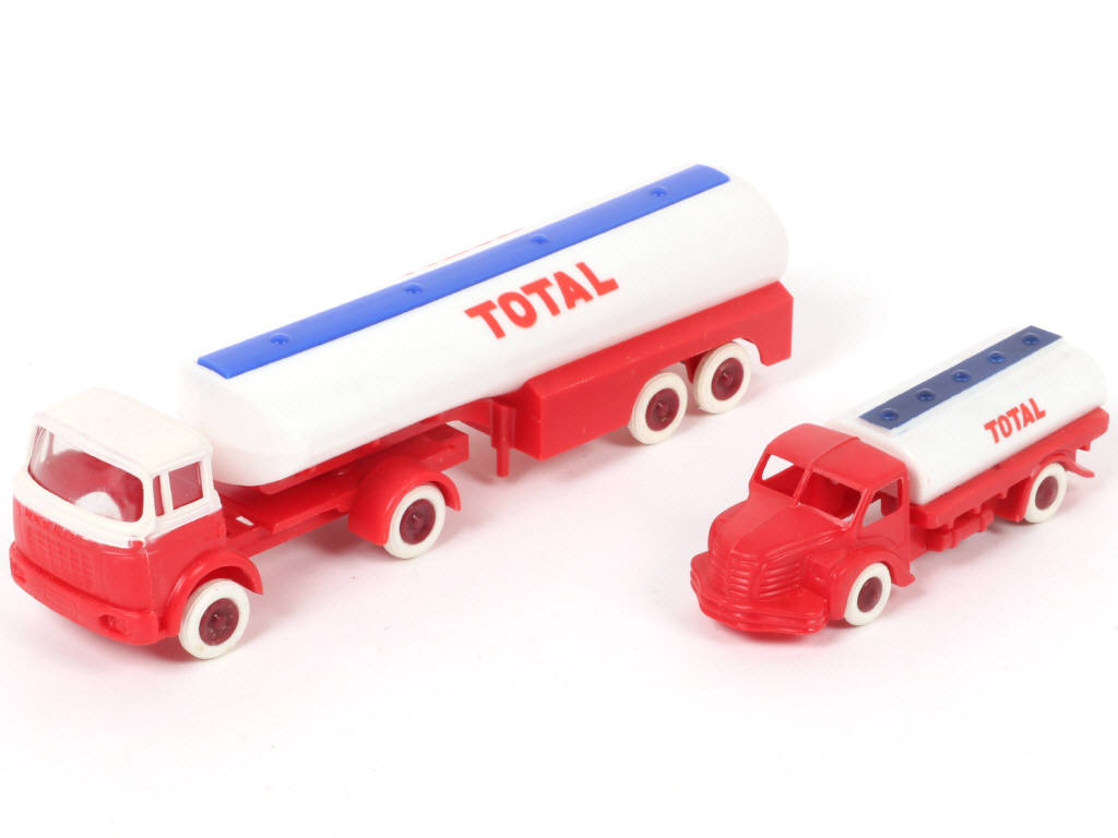 Lot 266 - BOURBON (FRANCE) (2)