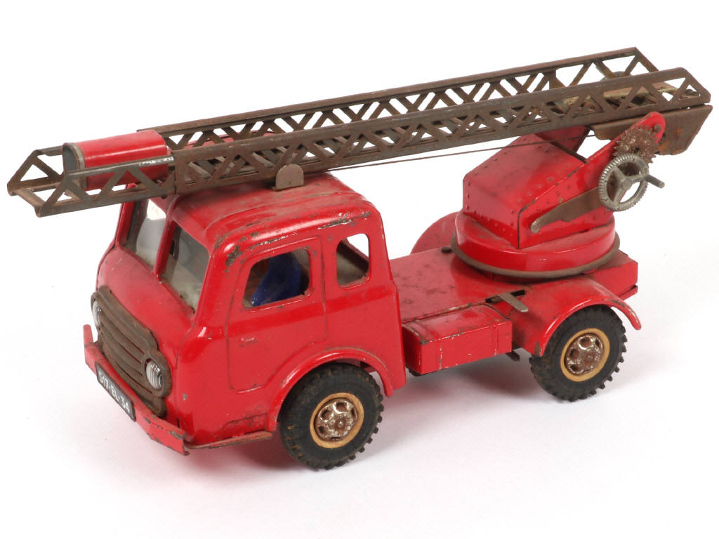 Lot 75 - JOUSTRA (FRANCE) (1)