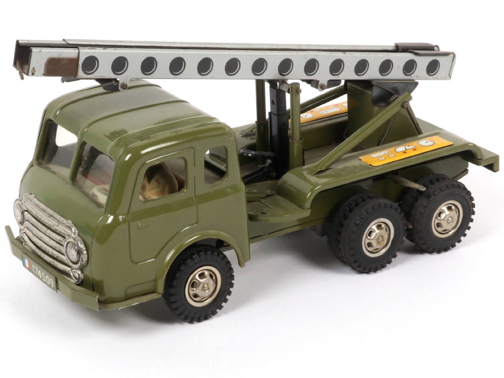 Lot 69 - JOUSTRA (FRANCE) (1)