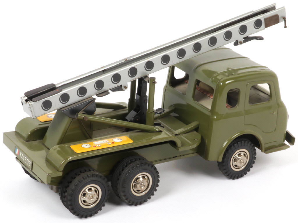 Lot 69 - JOUSTRA (FRANCE) (1)