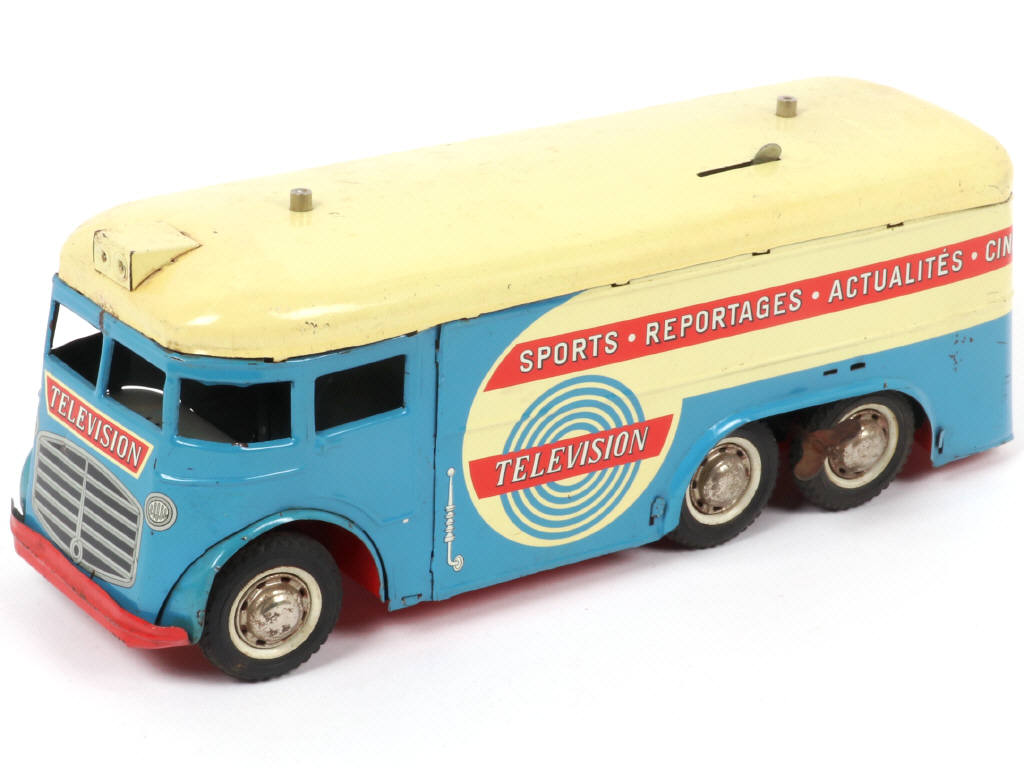 Lot 67 - JOUSTRA (FRANCE) (1)