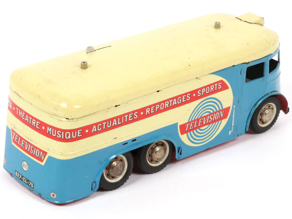 Lot 67 - JOUSTRA (FRANCE) (1)