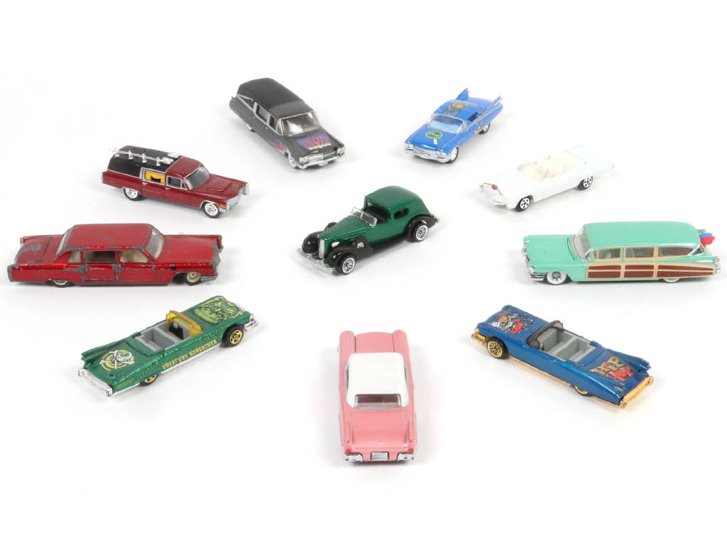 Lot 67 - DIVERS (10)