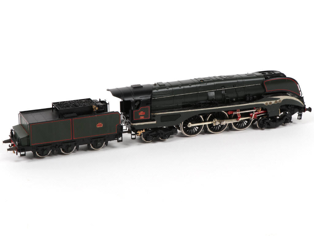 Lot 18 - FULGUREX 'HO' (SUISSE) (1)