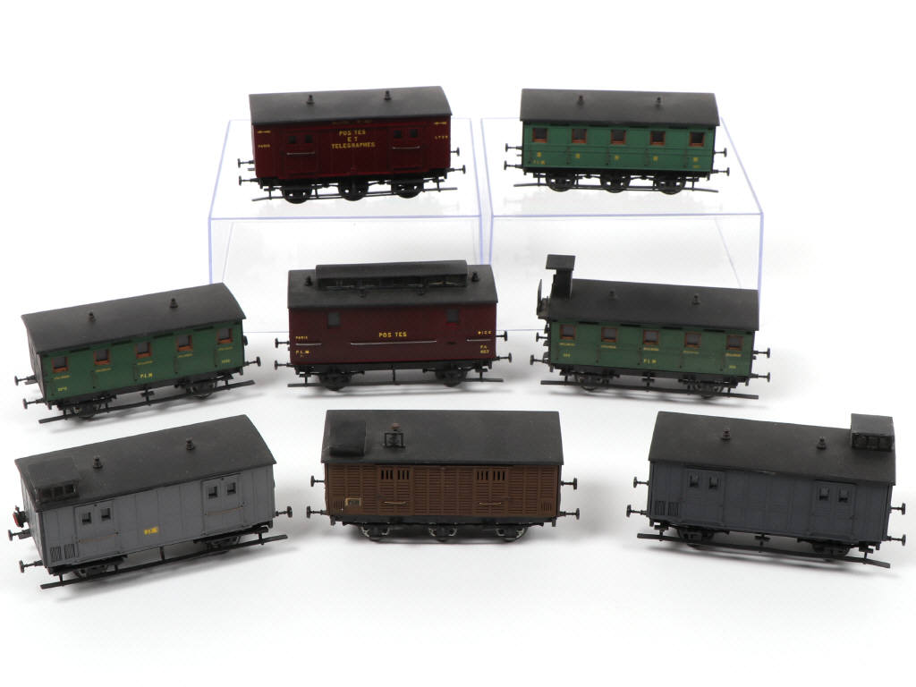 Lot 58 - R.M.A. 'HO' (FRANCE) (8)