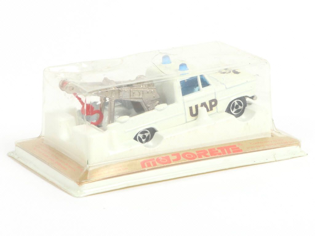 Lot 32 - MAJORETTE (FRANCE) (1)