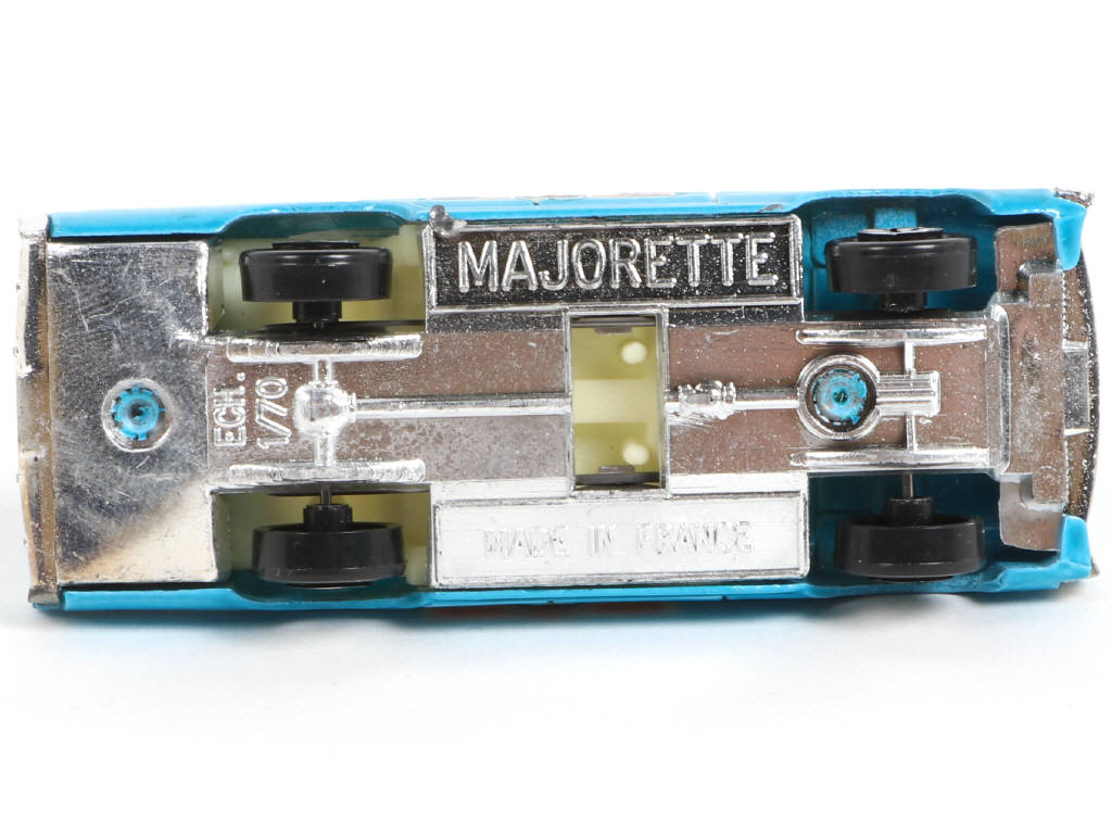 Lot 40 - MAJORETTE (FRANCE) (1)