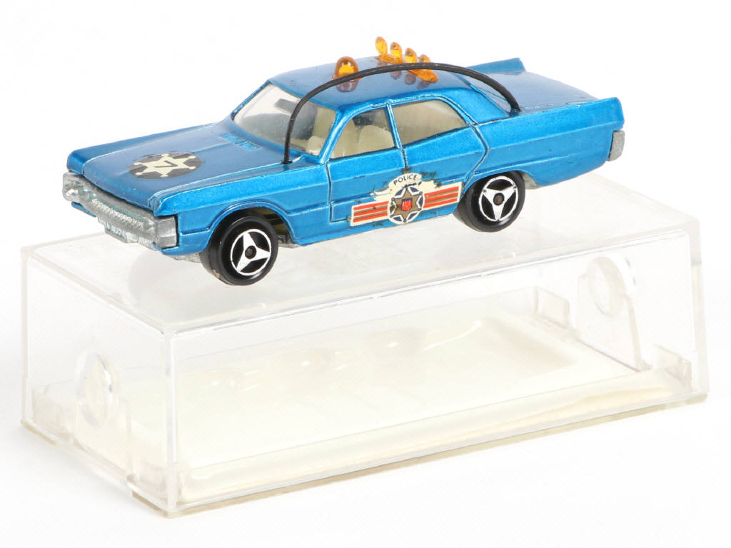 Lot 42 - MAJORETTE (FRANCE) (1)