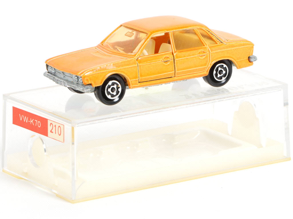 Lot 63 - MAJORETTE (FRANCE) (1)
