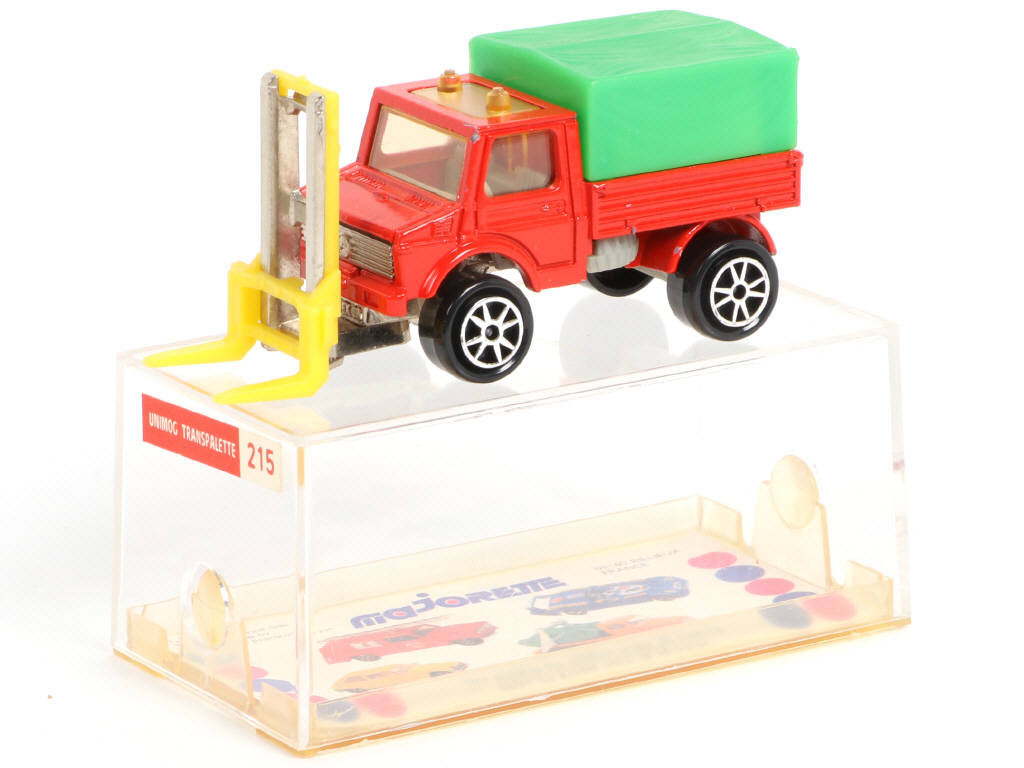 Lot 69 - MAJORETTE (FRANCE) (1)