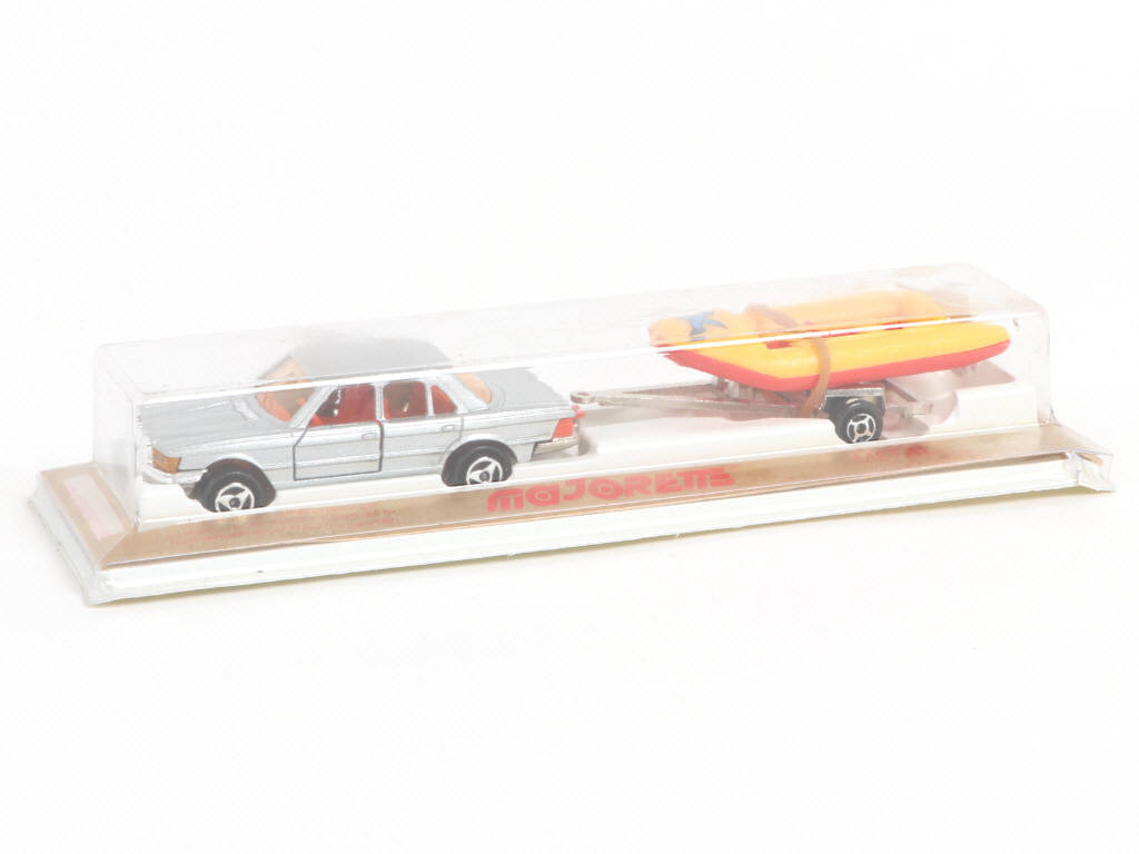 Lot 72 - MAJORETTE (FRANCE) (1)