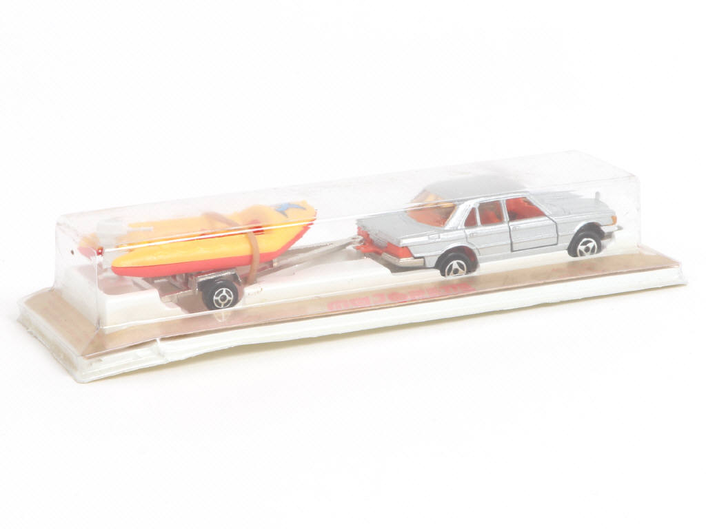 Lot 72 - MAJORETTE (FRANCE) (1)
