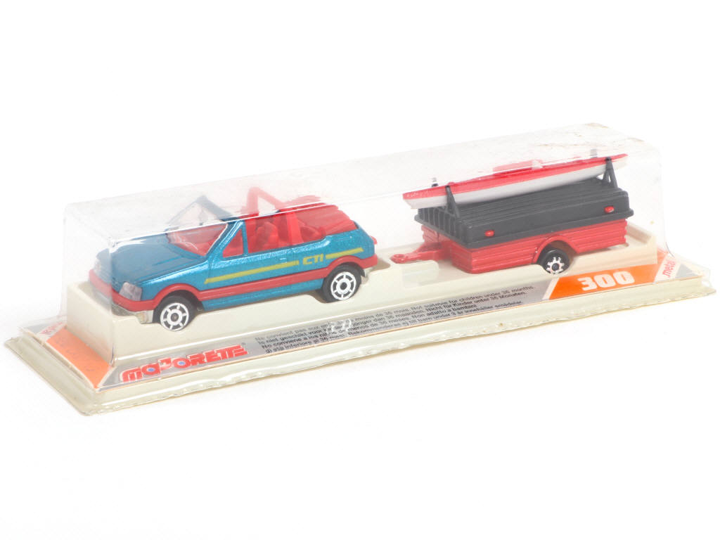 Lot 102 - MAJORETTE (FRANCE) (1)