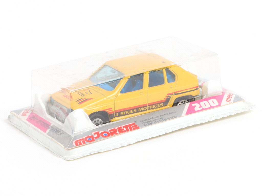 Lot 119 - MAJORETTE (FRANCE) (1)