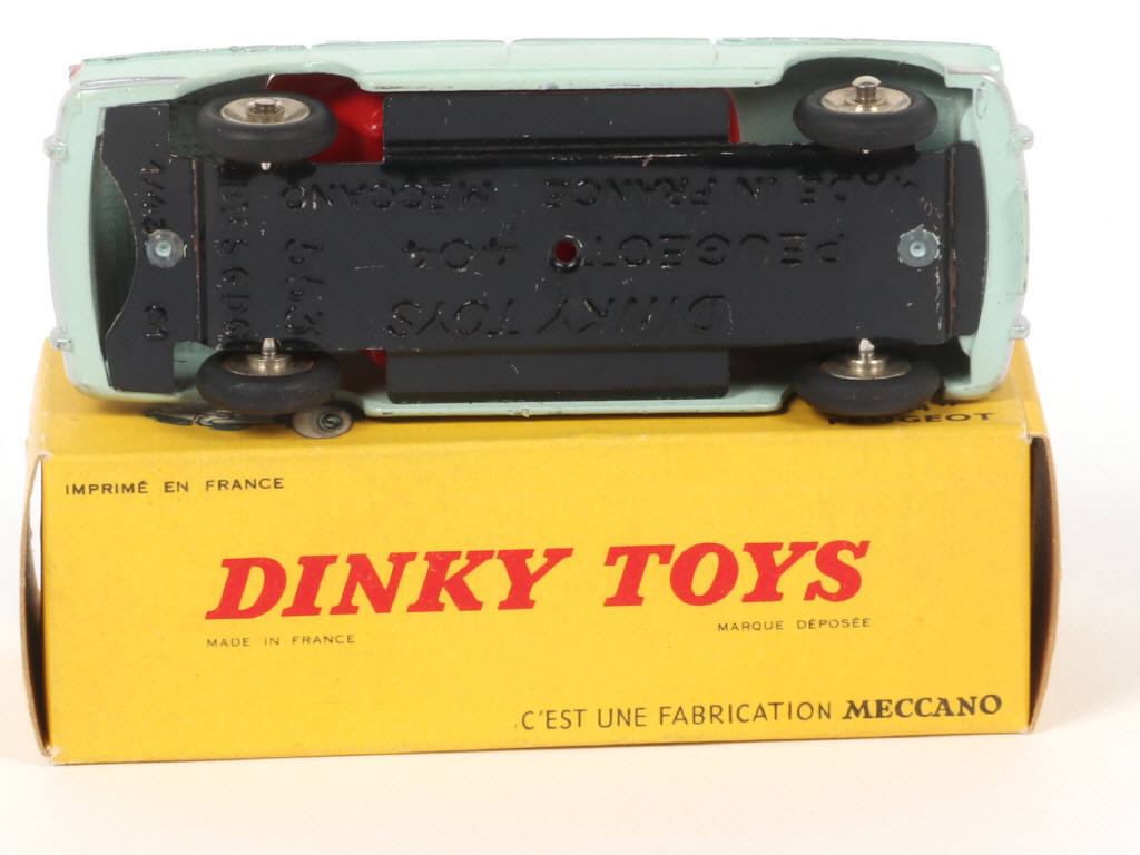 Lot 336 - DINKY TOYS (FRANCE) (1)