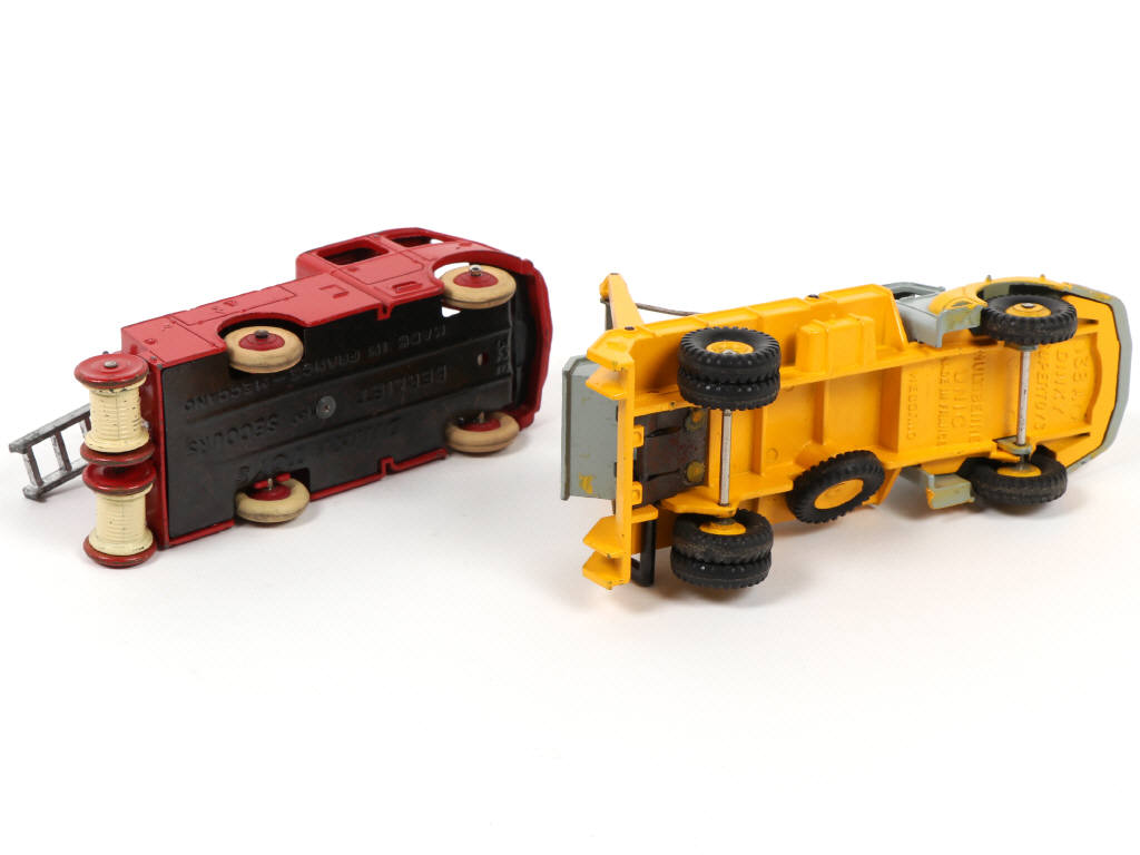 Lot 351 - DINKY TOYS (FRANCE) (2)