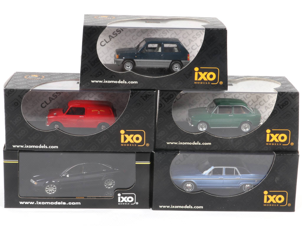 Lot 111 - IXO (CHINE) (5)