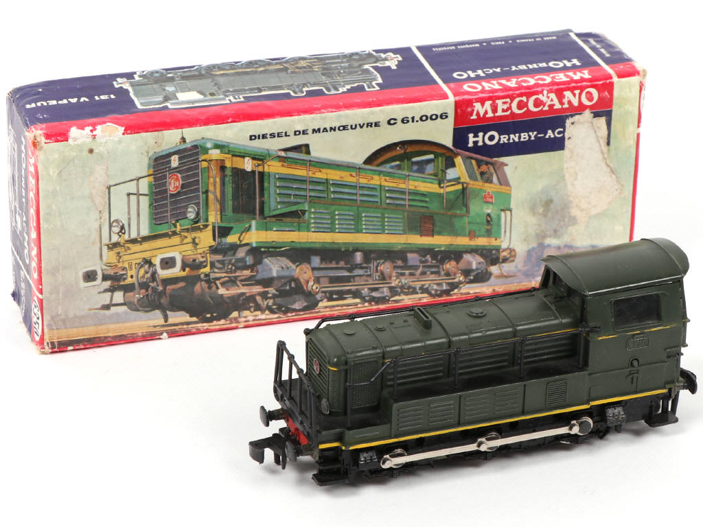 Lot 30 - HORNBY 'HO' (1)