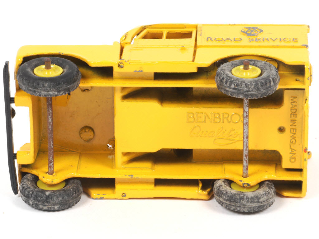 Lot 217 - BENBROS (GB) (1)