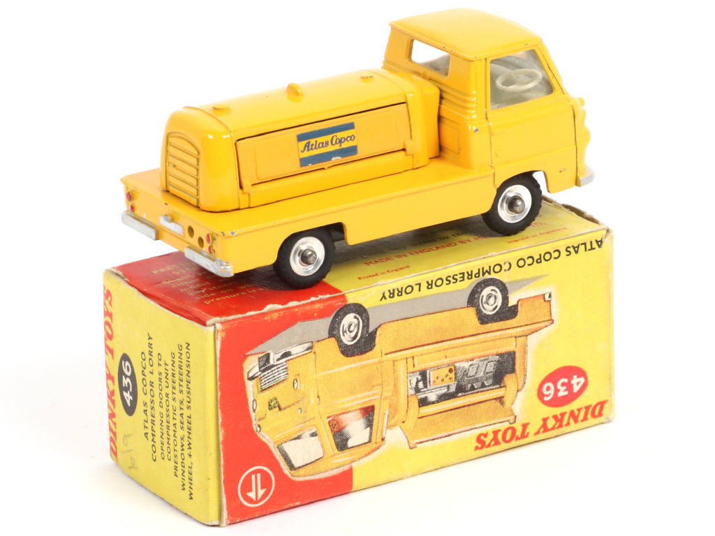 Lot 154 - DINKY TOYS (GB) (1)