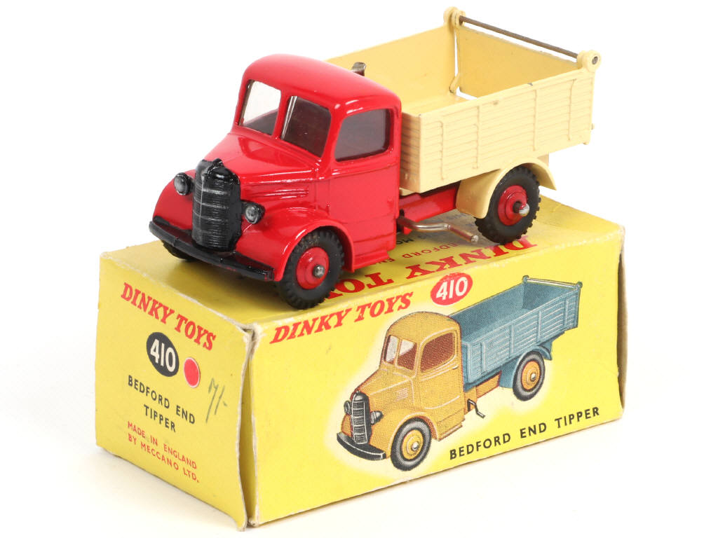 Lot 150 - DINKY TOYS (GB) (1)