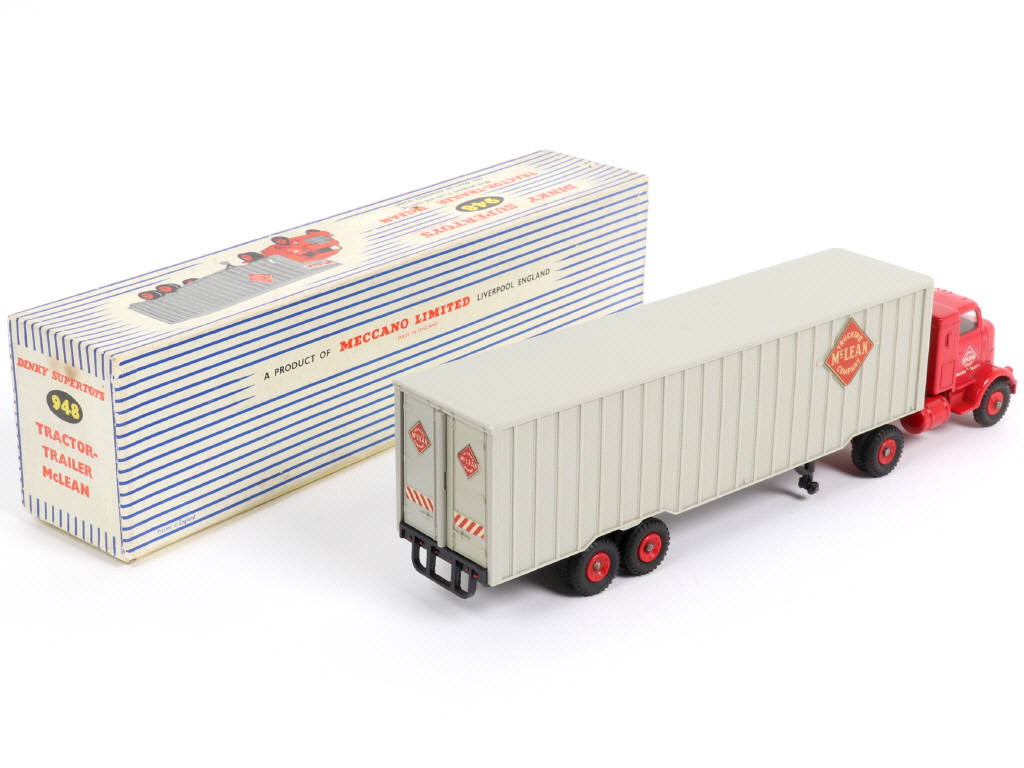 Lot 160 - DINKY TOYS (GB) (1)