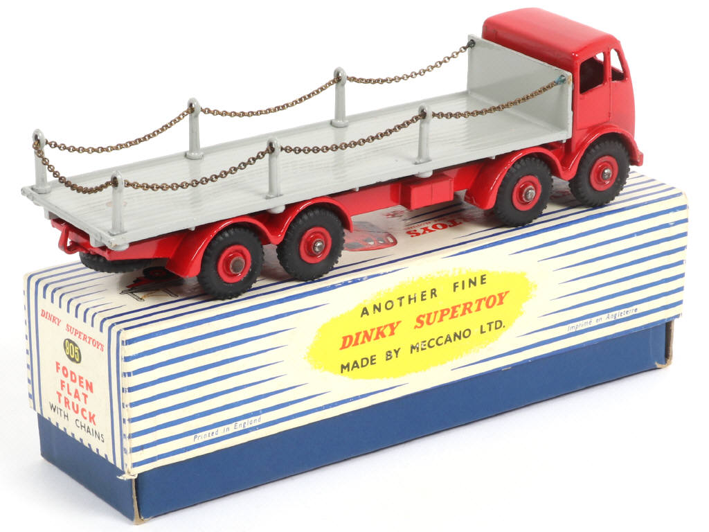 Lot 157 - DINKY TOYS (GB) (1)