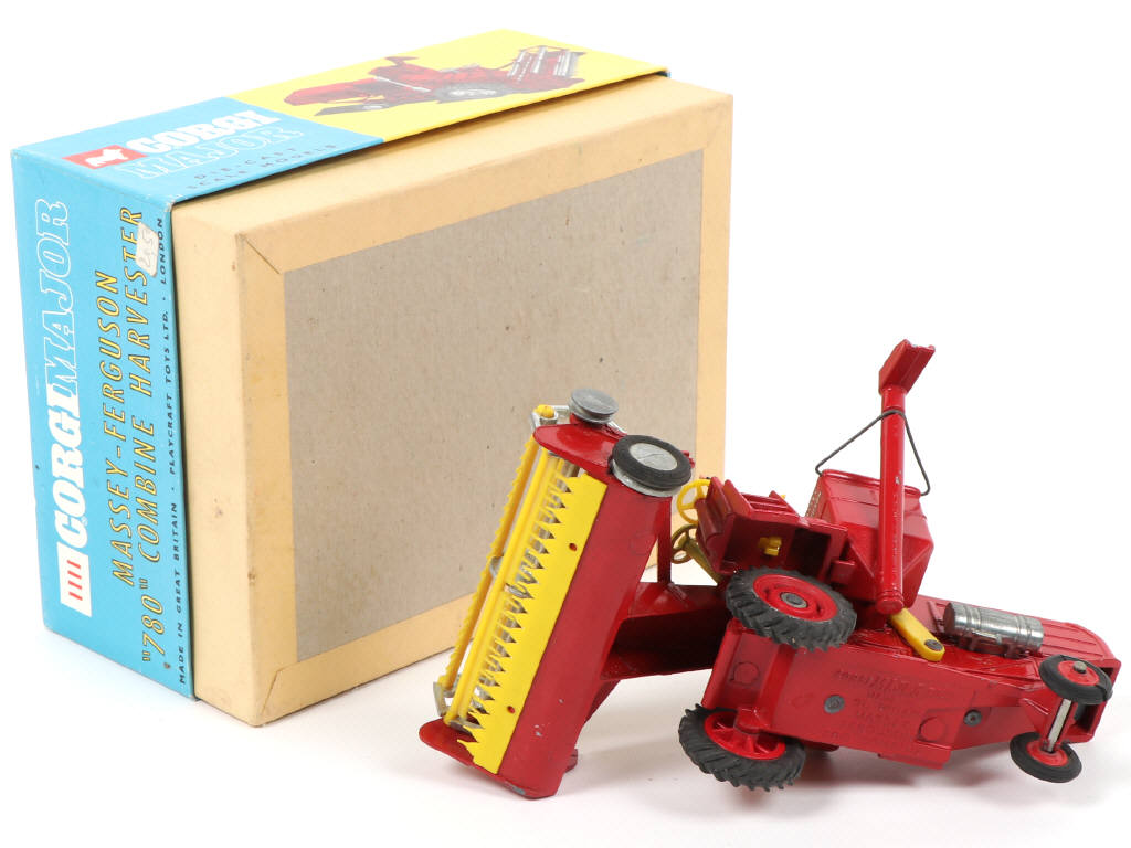 Lot 45 - CORGI TOYS (GB) (1)