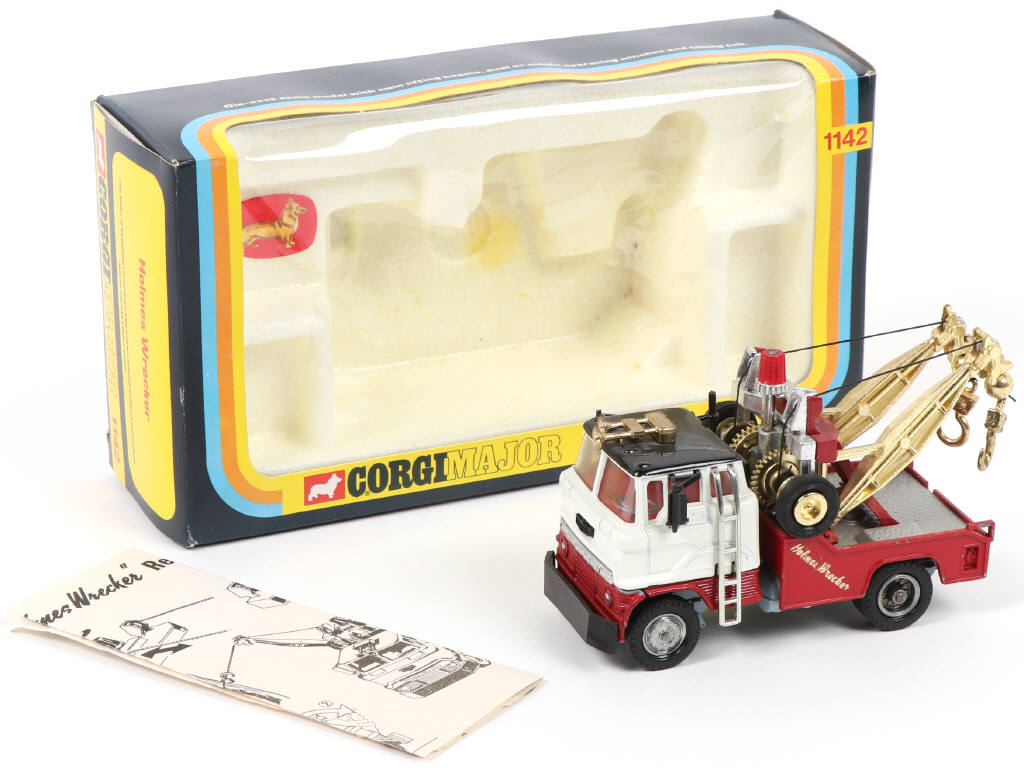 Lot 44 - CORGI TOYS (GB) (1)