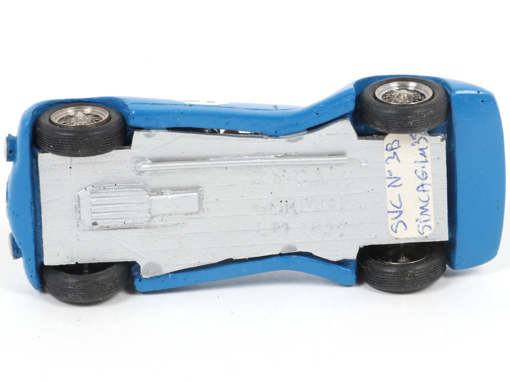 Lot 58 - DIVERS (1)