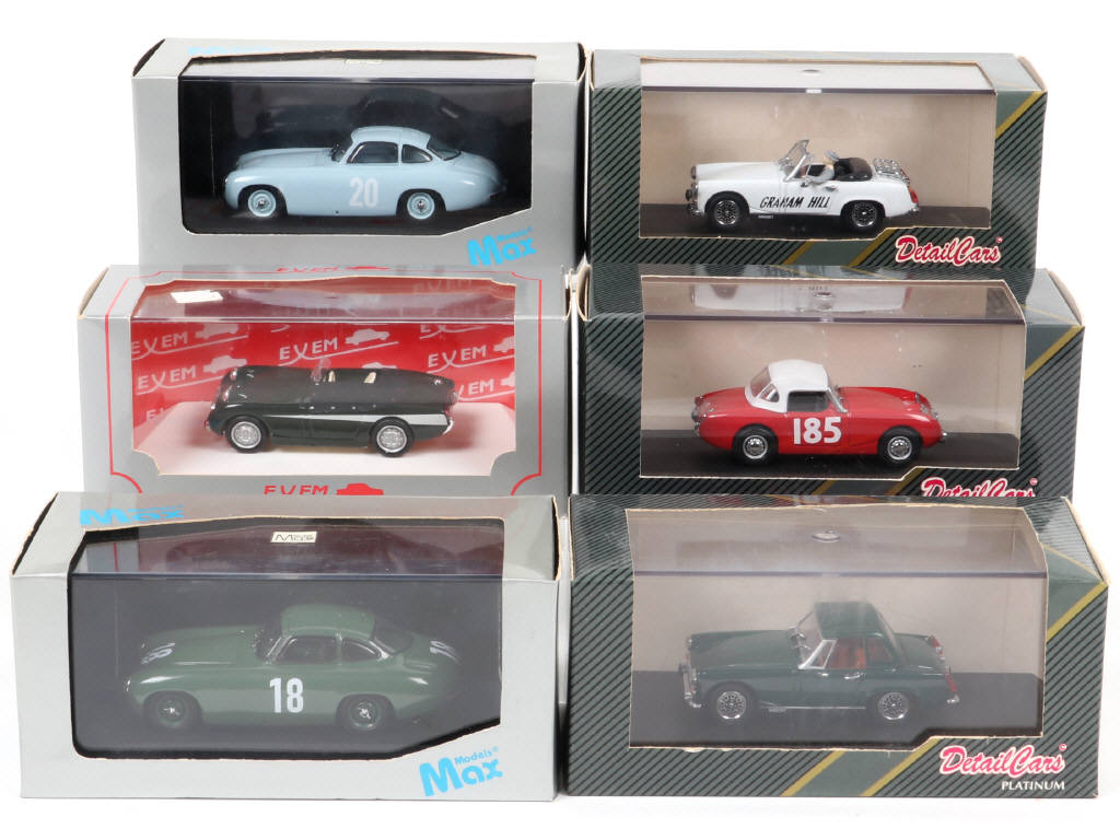 Lot 72 - DIVERS (6)