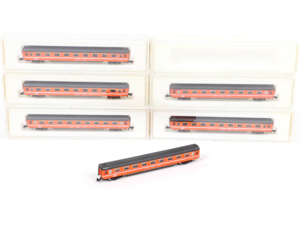 Lot 75 - MÄRKLIN 'Z' (ALLEMAGNE) (6)