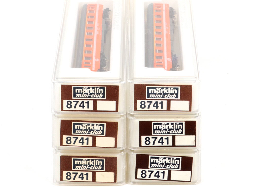 Lot 75 - MÄRKLIN 'Z' (ALLEMAGNE) (6)