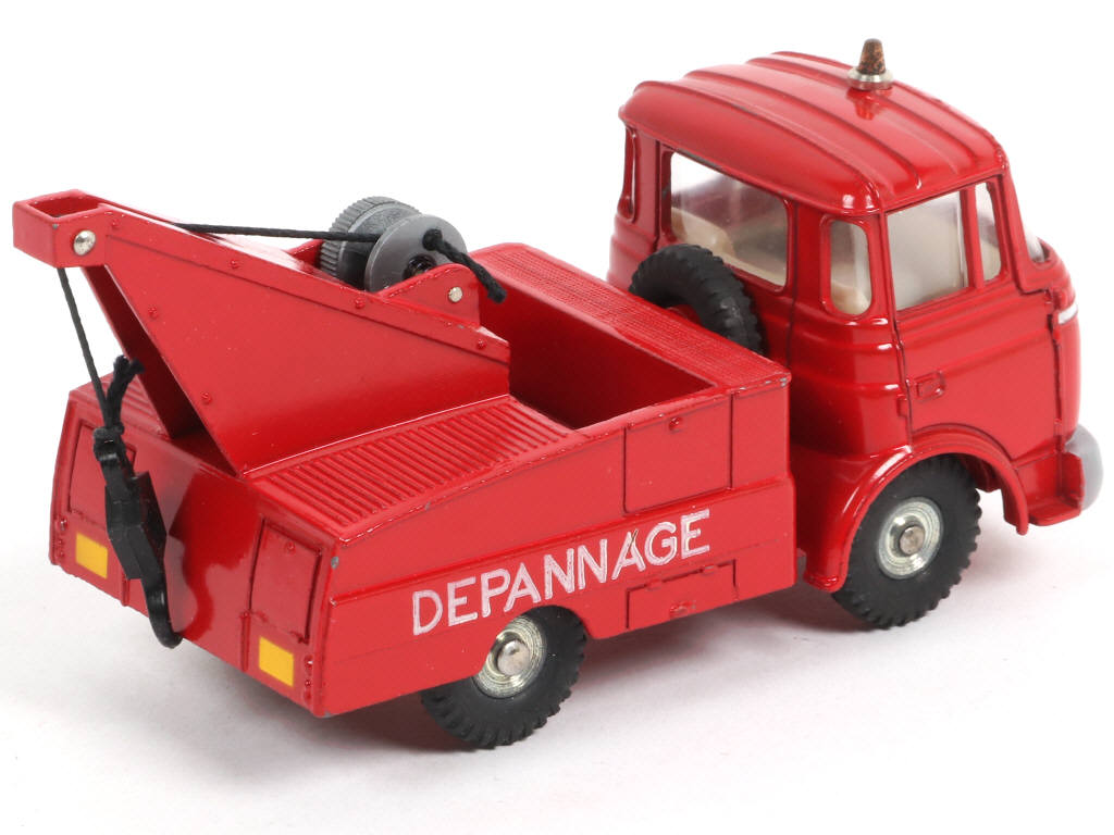 Lot 389 - DINKY TOYS (FRANCE) (1)