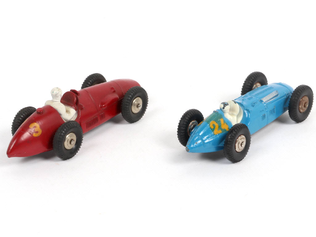 Lot 410 - DINKY TOYS (FRANCE) (2)