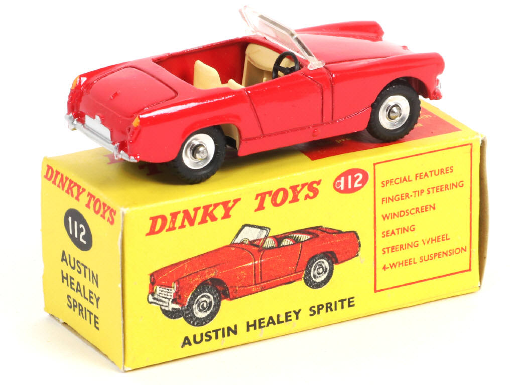 Lot 366 - DINKY TOYS (GB) (1)