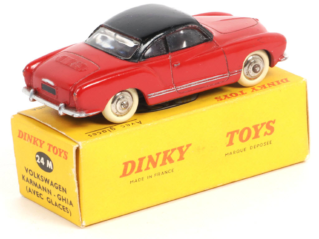 Lot 396 - DINKY TOYS (FRANCE) (1)