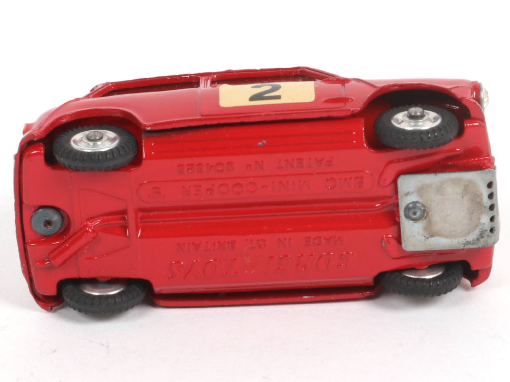 Lot 262 - CORGI TOYS (GB) (1)