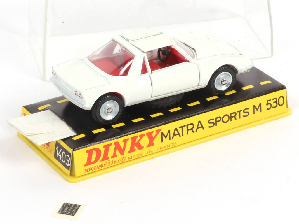 Lot 402 - DINKY TOYS (FRANCE) (1)