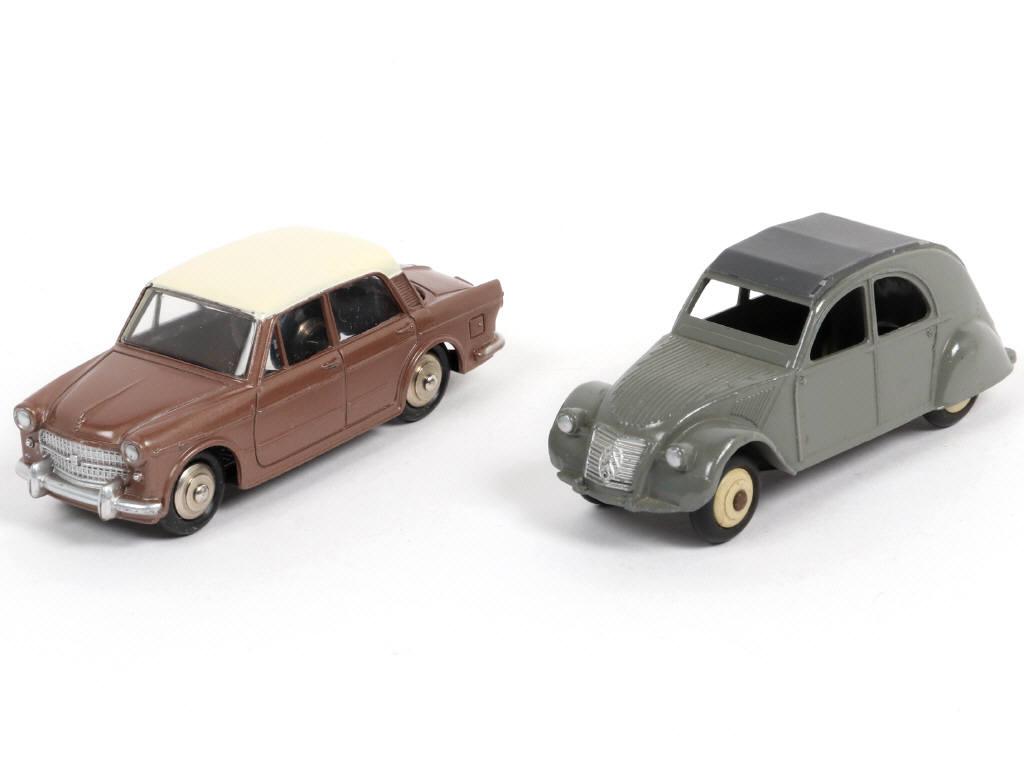 Lot 411 - DINKY TOYS (FRANCE) (2)