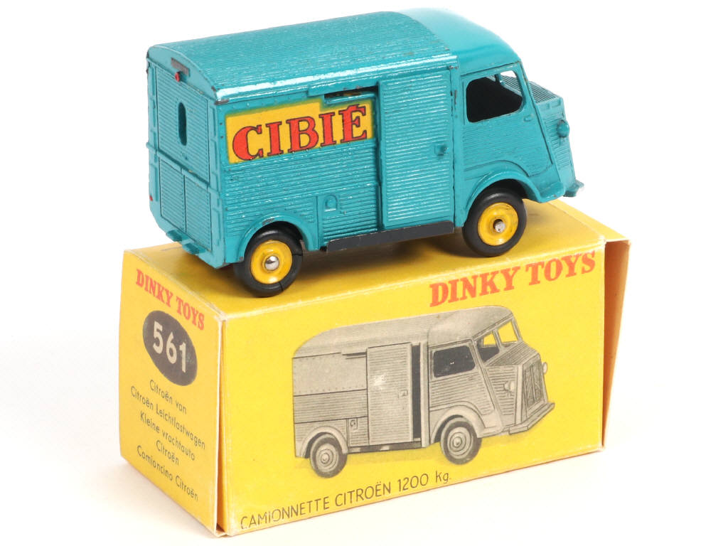 Lot 499 - DINKY TOYS (FRANCE) (1)