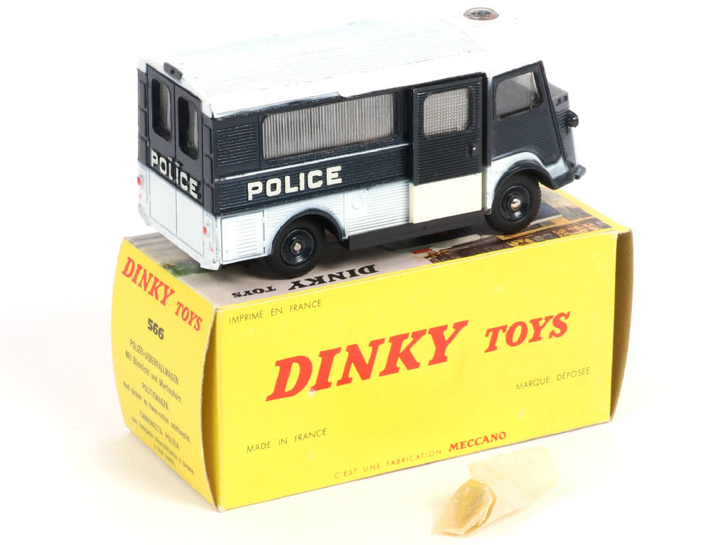 Lot 500 - DINKY TOYS (FRANCE) (1)
