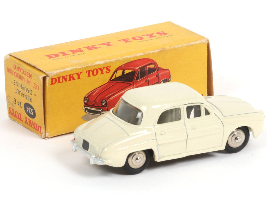 Lot 358 - DINKY TOYS (FRANCE) (1)