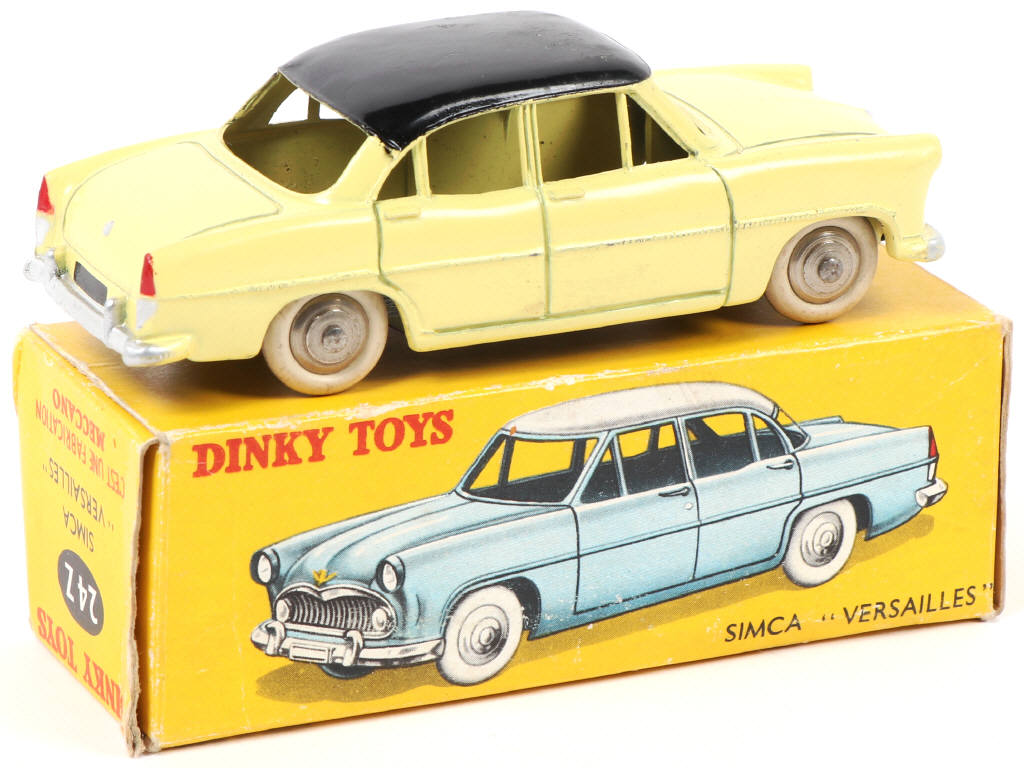 Lot 383 - DINKY TOYS (FRANCE) (1)