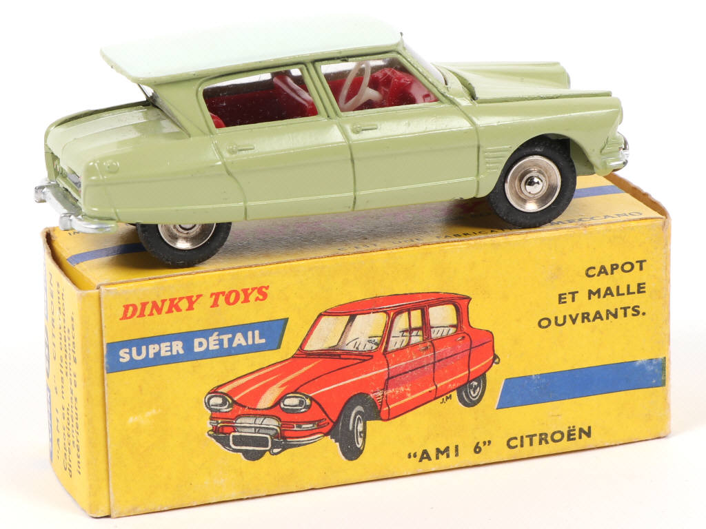 Lot 387 - DINKY TOYS (FRANCE) (1)