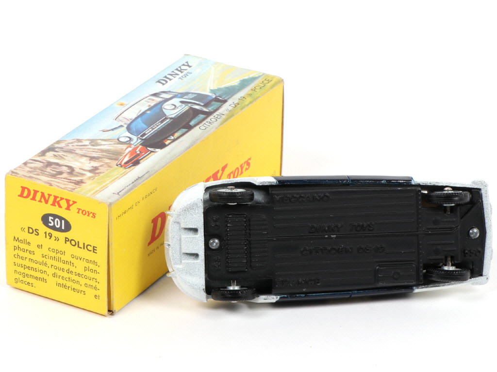 Lot 351 - DINKY TOYS (FRANCE) (1)