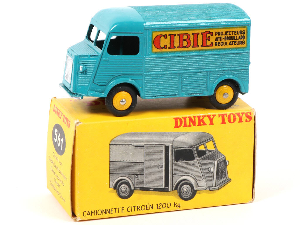 Lot 498 - DINKY TOYS (FRANCE) (1)